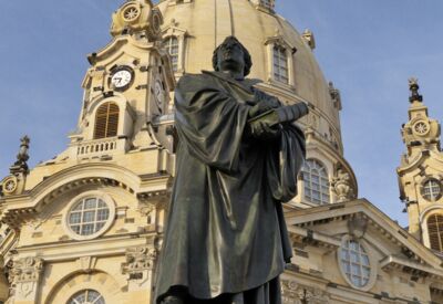 Martin-Luther-Denkmal vor der Frauenkirche Dresden